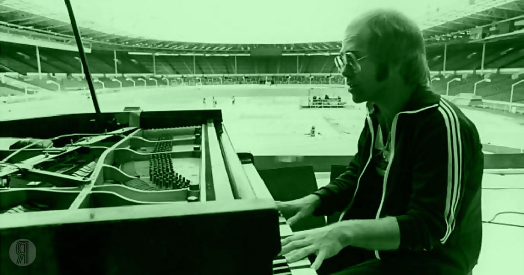 Elton John in het oude Wembley stadion