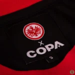 Eintracht Frankfurt 1972 - 73 Retro Voetbalshirt